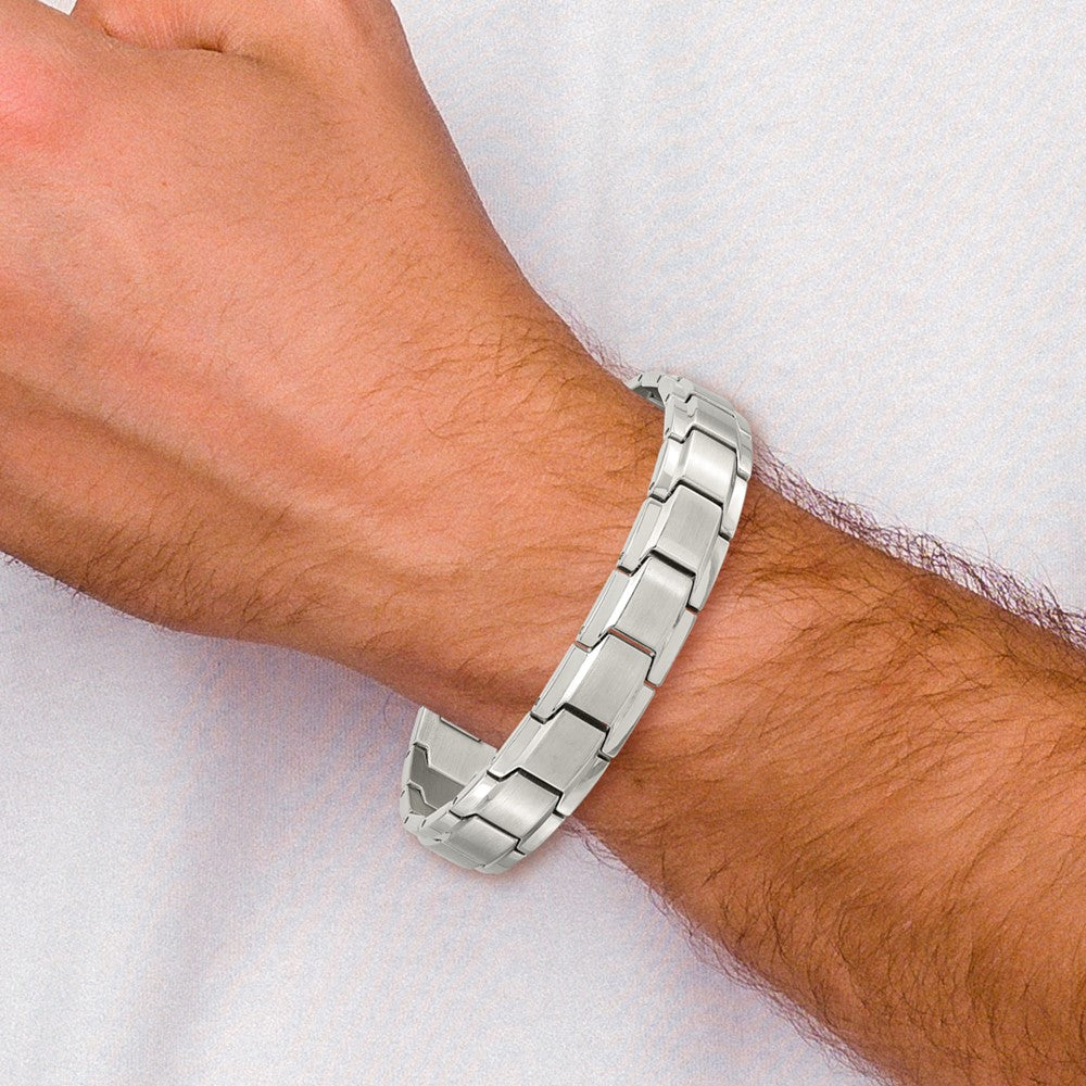 Chisel Stainless Steel Brushed and Polished 8.25 inch Link Bracelet SRB2777-8.25