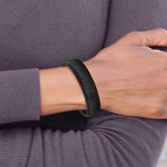 Chisel Stainless Steel Polished Black IP-plated Wire 18mm Cuff Bangle SRB2924