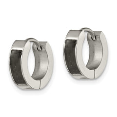 SRE1531 Chisel Stainless Steel Polished with Carbon Fiber Inlay 4mm Hinged Hoop Earrings