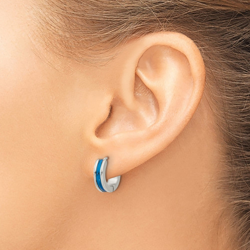 SRE1799 Stainless Steel Polished Blue IP-plated Center 4mm Hoop Earrings