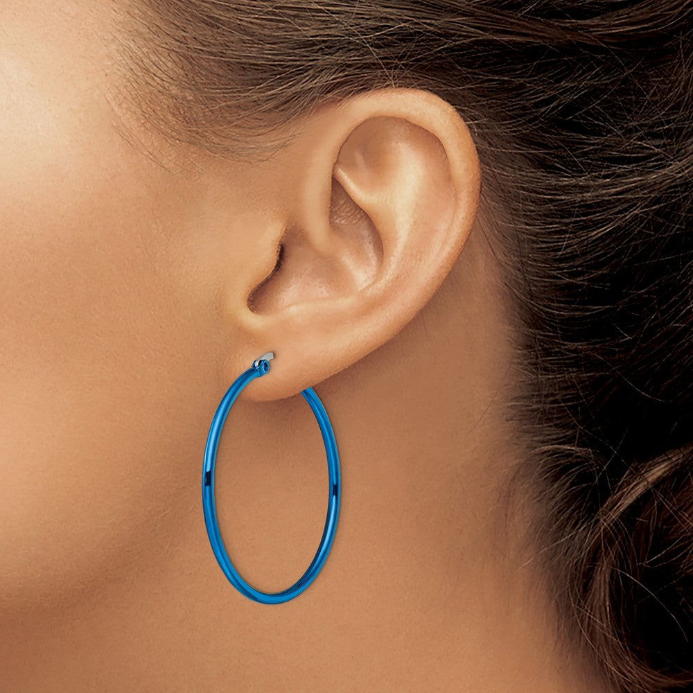 SRE426 Chisel Stainless Steel Polished Blue IP-plated 42mm Diameter 2mm Hoop Earrings