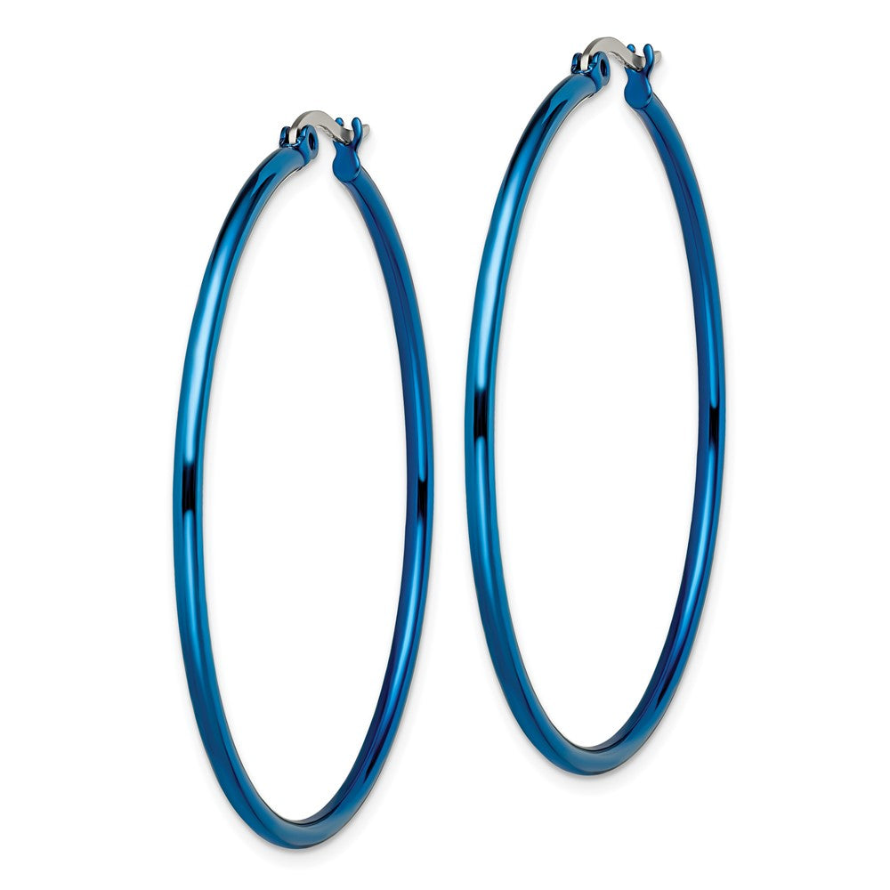 SRE427 Chisel Stainless Steel Polished Blue IP-plated 49.5mm Diameter 2mm Hoop Earrings