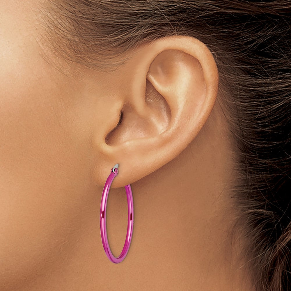 SRE432 Chisel Stainless Steel Polished Pink IP-plated 32mm Diameter 2mm Hoop Earrings