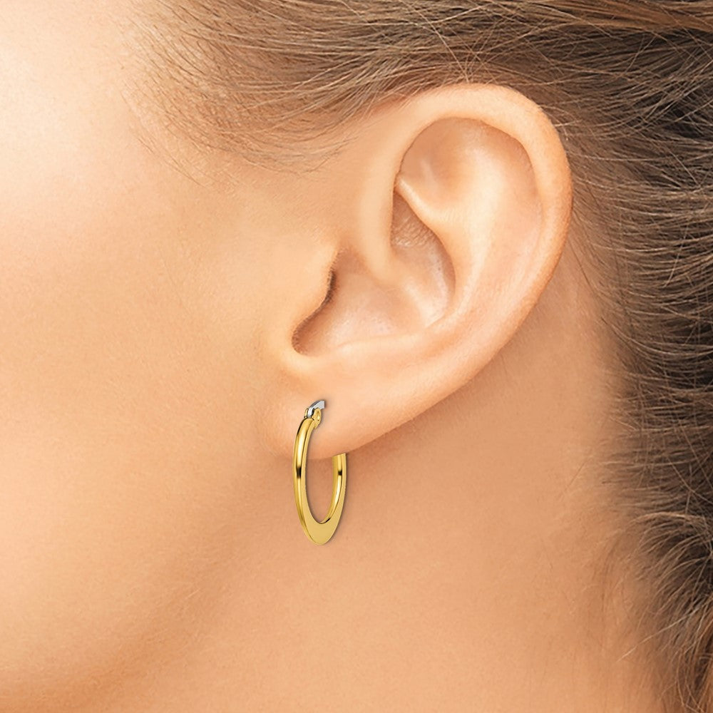 SRE571 Chisel Stainless Steel Polished Yellow IP-plated Tapered 19mm Diameter Hoop Earrings