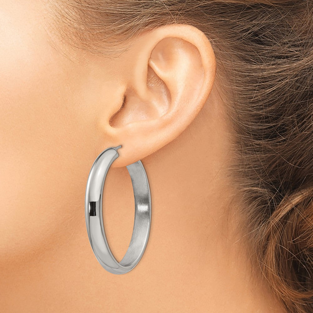 SRE645 Chisel Stainless Steel Polished Hollow Oval Hoop Earrings