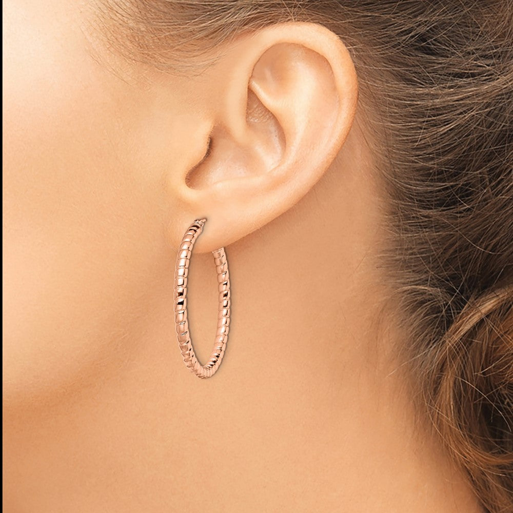 SRE649 Chisel Stainless Steel Polished and Textured Rose IP-plated Hollow Hoop Earrings