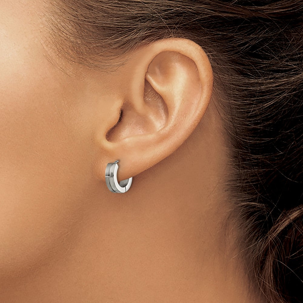 TBE123 Chisel Titanium Brushed and Polished 4mm Huggie Hoop Earrings