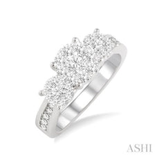 ASHI Round Shape Past Present & Future Lovebright Essential Diamond Ring 36912PPFVWG