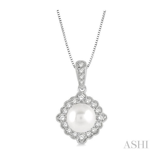 ASHI Pearl & Halo Diamond Pendant 555A7PPTGPDWPWG