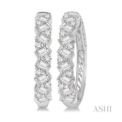 ASHI Scatter Zig-Zag Baguette Diamond Fashion Hoop Earrings 621B1PPFHERWG