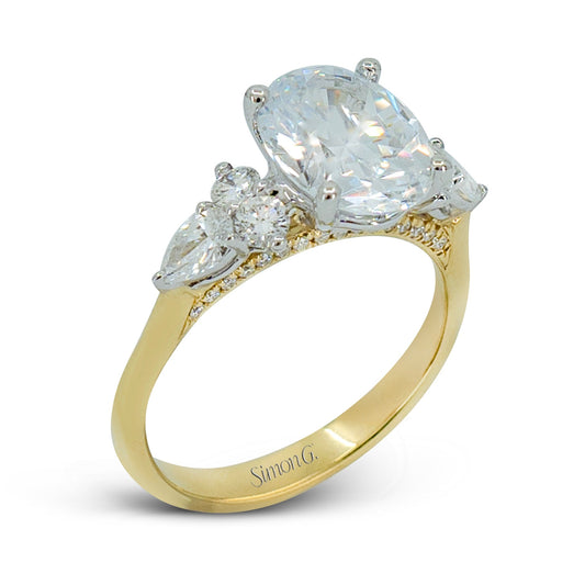 Oval-Cut Three-Stone Engagement Ring In 18k Gold With Diamonds LR2563-OV WHITE 18K SEMI 2T